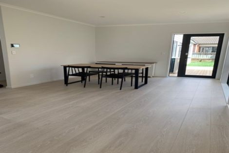 Photo of property in 62 Donegal Park Drive, Flat Bush, Auckland, 2019