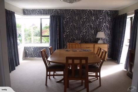 Photo of property in 6 Saint James Court, Paraparaumu, 5032