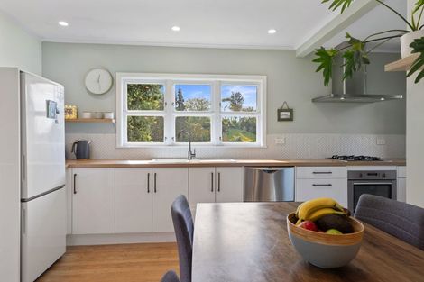 Photo of property in 6b Waikareao Way, Brookfield, Tauranga, 3110