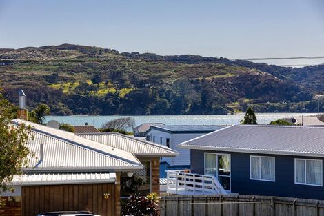 Photo of property in 6 Uenuku Avenue, Raglan, 3225