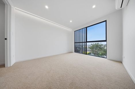 Photo of property in 2a Rangitoto Terrace, Milford, Auckland, 0620