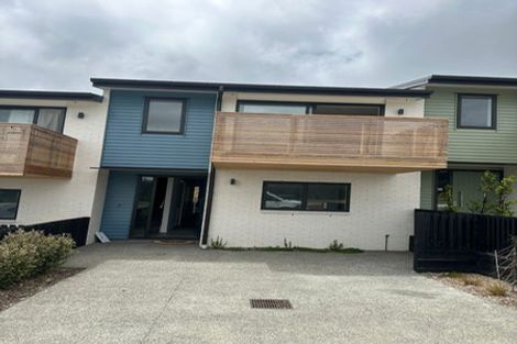 Photo of property in 39 Oakum Road, Whitby, Porirua, 5024