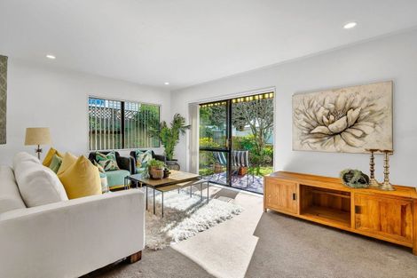Photo of property in 1a Kowhatu Road, One Tree Hill, Auckland, 1061