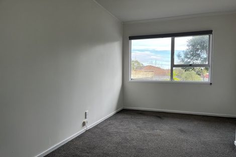 Photo of property in 20 Santiago Crescent, Unsworth Heights, Auckland, 0632