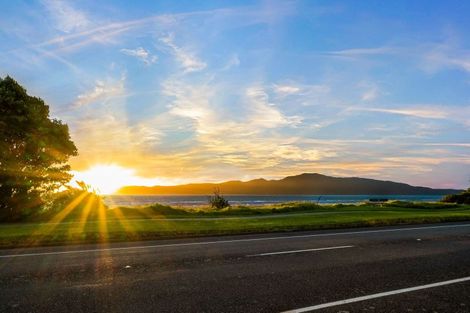 Photo of property in 79 Marine Parade, Paraparaumu Beach, Paraparaumu, 5032