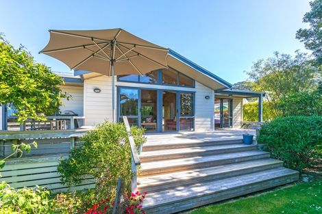 Photo of property in 2 Emmerdale Drive, Hahei, Whitianga, 3591