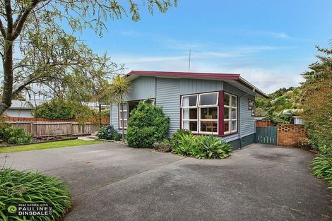 Photo of property in 28 Carr Street, Te Kamo, Whangarei, 0112