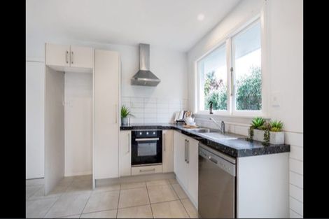 Photo of property in 2/111 Aikmans Road, Merivale, Christchurch, 8014