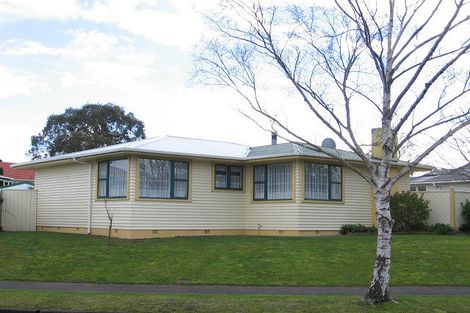 Photo of property in 4 Parkland Crescent, Terrace End, Palmerston North, 4410