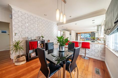 Photo of property in 43 Kensington Avenue, Petone, Lower Hutt, 5012