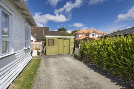 Photo of property in 22 Palm Avenue, Hokowhitu, Palmerston North, 4410