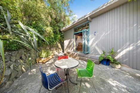 Photo of property in 52 Waitohu Road, York Bay, Lower Hutt, 5013