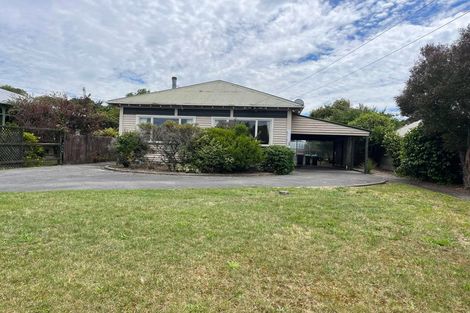Photo of property in 124 Lonsdale Street, New Brighton, Christchurch, 8083