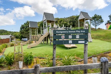 Photo of property in 2/107 Montgomery Avenue, Karori, Wellington, 6012