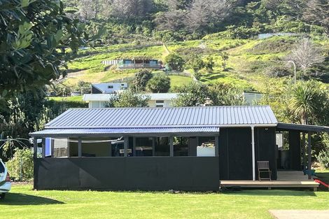 Photo of property in 5 Tainui Street, Mokau, 4376