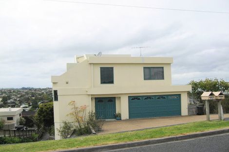 Photo of property in 71 Stanmore Bay Road, Stanmore Bay, Whangaparaoa, 0932
