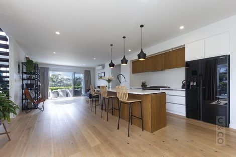 Photo of property in 10 Tauwaka Crescent, Riverhead, 0820