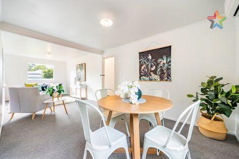 Photo of property in 177 Stokes Valley Road, Stokes Valley, Lower Hutt, 5019