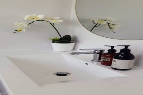 Photo of property in 22 Kawau View Road, Snells Beach, 0920