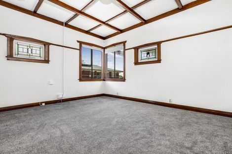 Photo of property in 55 Avenue Road, Otahuhu, Auckland, 1062