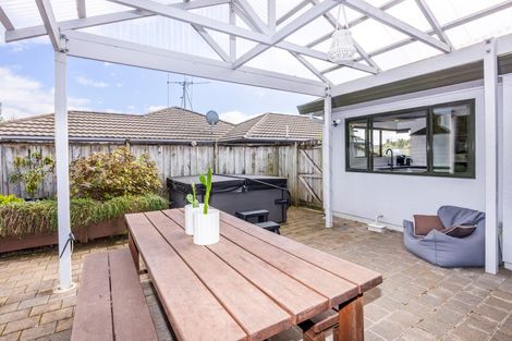 Photo of property in 33 Ayrshire Drive, Grandview Heights, Hamilton, 3200