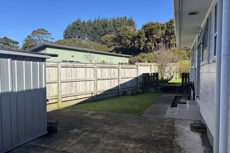 Photo of property in 21 Kendal Grove, Wainuiomata, Lower Hutt, 5014