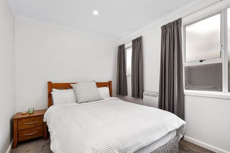 Photo of property in 26 Raroa Terrace, Tawa, Wellington, 5028