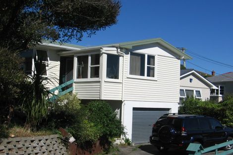 Photo of property in 36 Raumati Terrace, Khandallah, Wellington, 6035