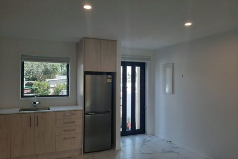 Photo of property in 1d Hamurana Place, Te Atatu Peninsula, Auckland, 0610