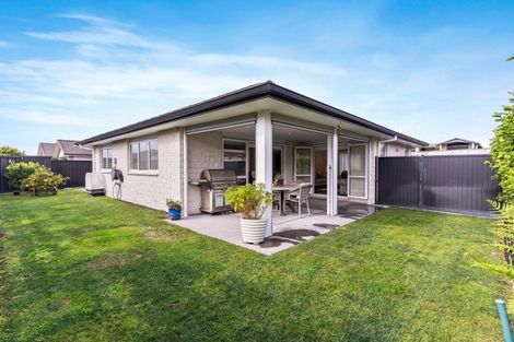 Photo of property in 27 Lynley Park Drive, Omokoroa, 3114