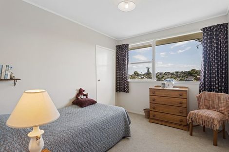 Photo of property in 53 Stanley Avenue, Milford, Auckland, 0620