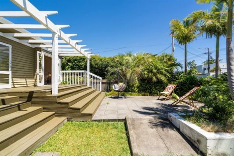 Photo of property in 1/33 Bayswater Avenue, Bayswater, Auckland, 0622