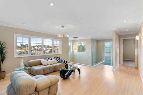 Photo of property in 260 Schnapper Rock Road, Schnapper Rock, Auckland, 0632