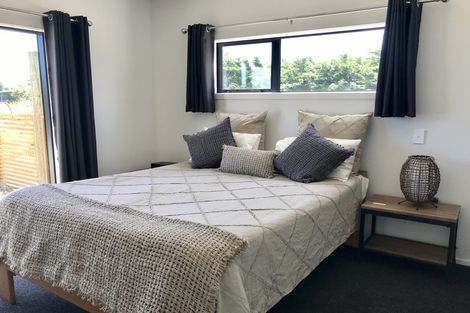 Photo of property in 7 Strathnaver Drive, Waikawa Beach, Manakau, 5573