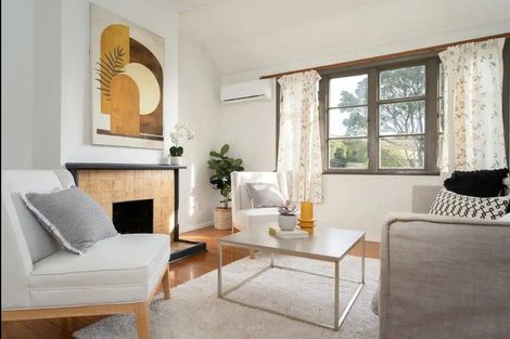 Photo of property in 29 Sidlaw Street, Strathmore Park, Wellington, 6022