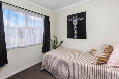 Photo of property in 62 Sunstone Crescent, Brown Owl, Upper Hutt, 5018