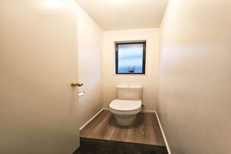 Photo of property in 10 Laura Kent Place, Woolston, Christchurch, 8023