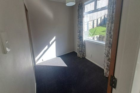 Photo of property in 5 Mulberry Street, Maungaraki, Lower Hutt, 5010