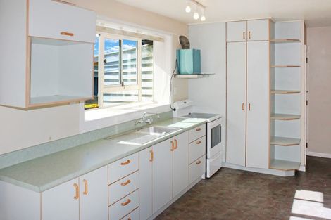 Photo of property in 9 Bendale Place, Avonhead, Christchurch, 8042