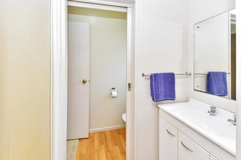 Photo of property in 518 Great South Road, Rosehill, Papakura, 2113