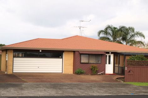 Photo of property in 4b Golfland Drive, Golflands, Auckland, 2013