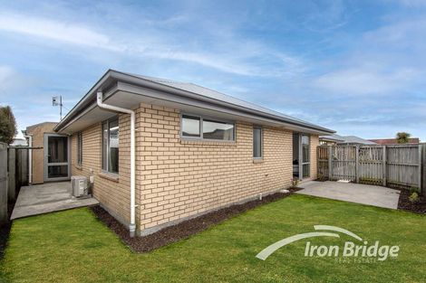 Photo of property in 74d Olliviers Road, Phillipstown, Christchurch, 8011