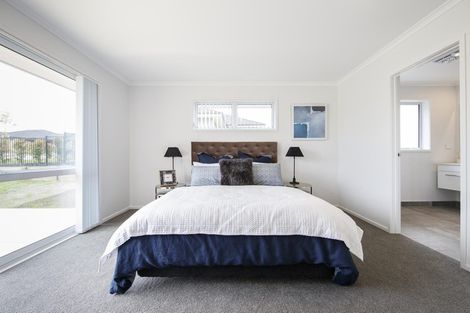 Photo of property in 15 Pitoitoi Drive, Riverhead, 0820