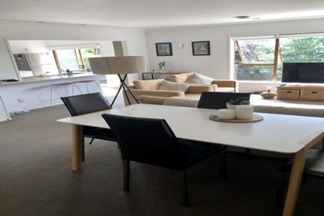 Photo of property in 2/32 Merani Street, Narrow Neck, Auckland, 0622