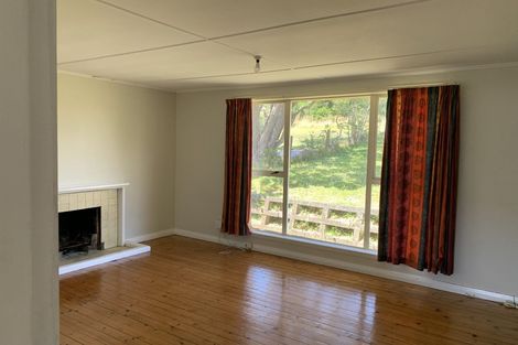 Photo of property in 11 Taupiri Crescent, Titahi Bay, Porirua, 5022