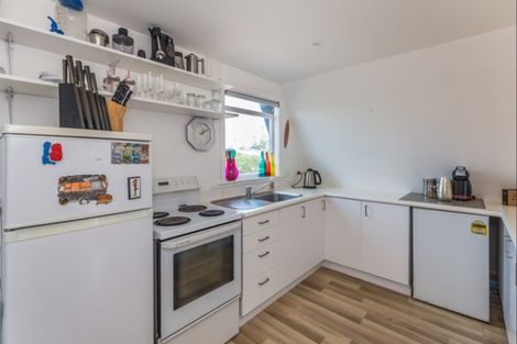 Photo of property in 56 Koputara Road, Himatangi Beach, Foxton, 4891