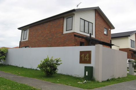 Photo of property in 14 Secoia Crescent, Mangere, Auckland, 2022