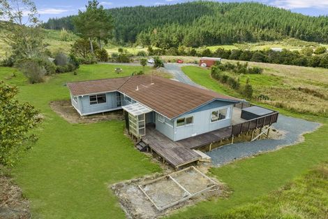 Photo of property in 60 Ross Road, Topuni, Wellsford, 0975