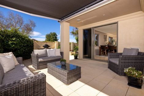 Photo of property in 19 Edgecumbe Road, Tauranga, 3110