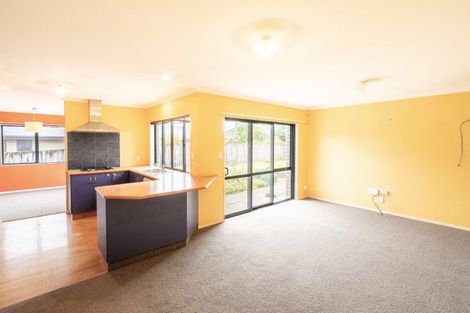 Photo of property in 161 Ruapehu Drive, Fitzherbert, Palmerston North, 4410